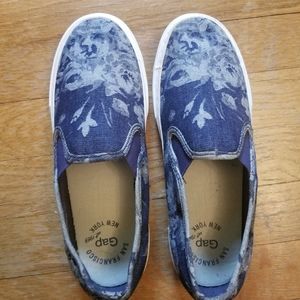 Gap Textile Slip On Sneaker